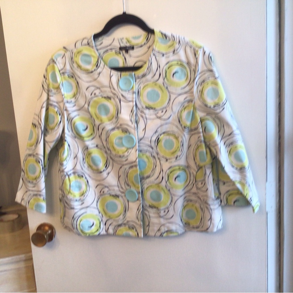 600 West Chanel style Jacket